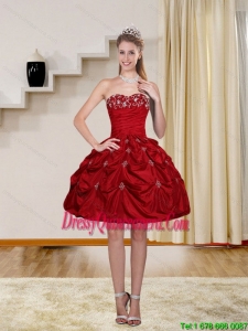 2015 Popular Ball Gown Red Strapless Dama Dresses with Embroidery