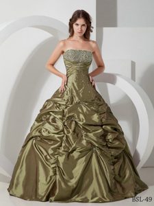 Recommended Strapless Quince Dresses with Beading and Pick-ups in Taffeta
