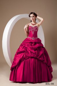 Perfect A-line Sweetheart Floor-length Taffeta Quinces Dresses with Appliques