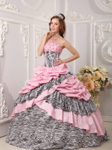 Romantic Strapless Pink Sweet 16 Dresses with Beading in Taffeta and Zara