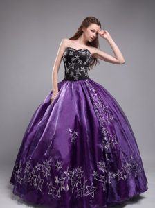 Nice Ball Gown Dresses for Quince with Sweetheart in Eggplant Purple