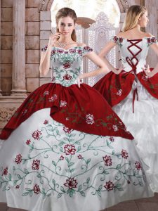 Custom Designed Floor Length Ball Gowns Sleeveless White And Red Quinceanera Gowns Lace Up