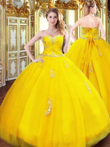 Sweetheart Sleeveless Tulle Quinceanera Dresses Beading and Appliques Lace Up