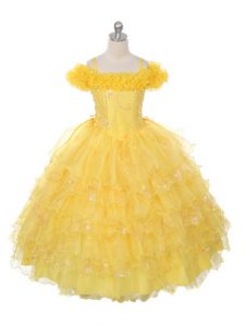 Low Price Floor Length Yellow Little Girl Pageant Dress Off The Shoulder Sleeveless Lace Up