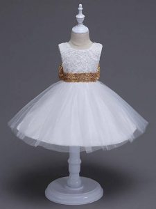White Tulle Zipper Scoop Sleeveless Knee Length Girls Pageant Dresses Lace and Bowknot
