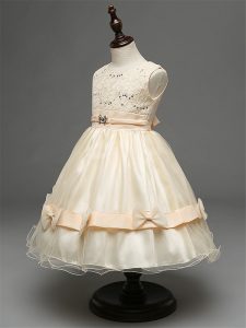 Stylish Knee Length Champagne Child Pageant Dress Tulle Sleeveless Lace and Bowknot
