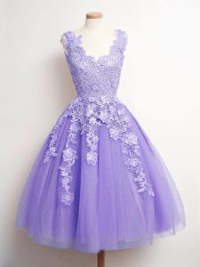 Simple Lavender Tulle Lace Up V-neck Sleeveless Knee Length Dama Dress for Quinceanera Lace