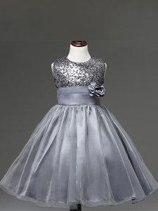 Silver Sleeveless Knee Length Sequins and Hand Made Flower Zipper Little Girls Pageant Dress Wholesale