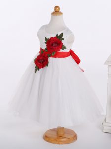 Dazzling White Tulle Zipper Kids Pageant Dress Sleeveless Knee Length Bowknot and Hand Made Flower