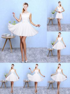 Lovely White Sleeveless Lace and Appliques Knee Length Dama Dress