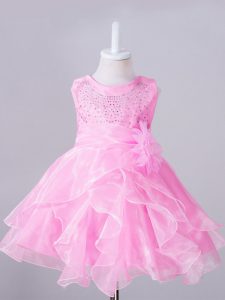 Nice Sleeveless Organza Knee Length Zipper Little Girls Pageant Gowns in Rose Pink with Beading and Hand Made Flower