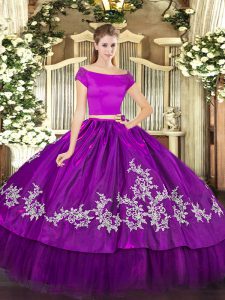 Free and Easy Embroidery 15 Quinceanera Dress Purple Zipper Short Sleeves Floor Length
