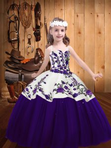 Unique Sleeveless Embroidery Lace Up Little Girl Pageant Gowns