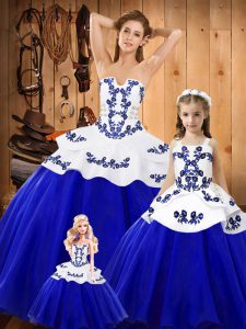 Free and Easy Floor Length Ball Gowns Sleeveless Blue Quinceanera Gowns Lace Up