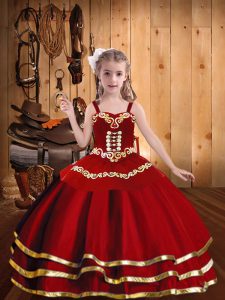 Custom Designed Red Organza Lace Up Little Girls Pageant Gowns Sleeveless Floor Length Embroidery and Ruffled Layers