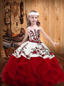 Red Straps Lace Up Embroidery and Ruffles Little Girl Pageant Gowns Sleeveless
