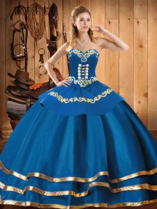 Sweetheart Sleeveless Organza Sweet 16 Quinceanera Dress Embroidery Lace Up