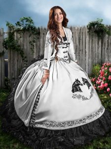Nice White And Black Sweetheart Lace Up Embroidery and Ruffles Quinceanera Gown Sleeveless