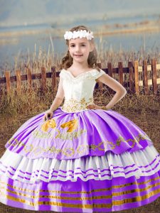 Comfortable Off The Shoulder Sleeveless Little Girls Pageant Dress Wholesale Floor Length Embroidery Lavender Satin