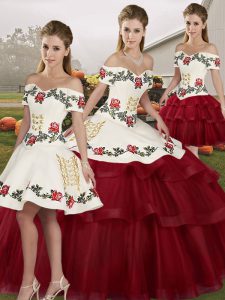 Sleeveless Embroidery and Ruffled Layers Lace Up 15 Quinceanera Dress with Wine Red Brush Train