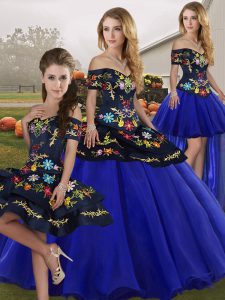 Royal Blue Ball Gowns Tulle Off The Shoulder Sleeveless Embroidery Floor Length Lace Up Vestidos de Quinceanera