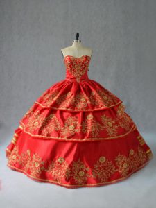 Fashionable Satin Halter Top Sleeveless Lace Up Embroidery and Ruffled Layers Sweet 16 Quinceanera Dress in Red