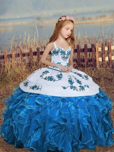 Elegant Chiffon Straps Sleeveless Embroidery and Ruffles Little Girl Pageant Gowns in Blue