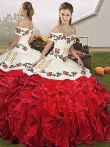 White And Red Organza Lace Up Off The Shoulder Sleeveless Floor Length Quinceanera Dresses Embroidery and Ruffles