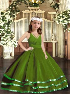 Customized V-neck Sleeveless Little Girl Pageant Dress Floor Length Ruffled Layers Green Tulle