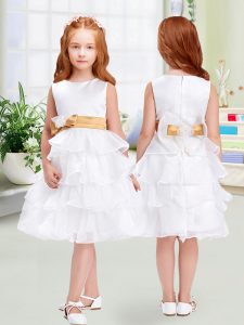 Simple Knee Length White Child Pageant Dress Scoop Sleeveless Zipper
