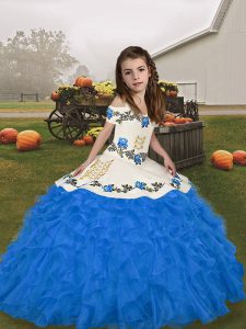 Comfortable Sleeveless Embroidery and Ruffles Lace Up Child Pageant Dress