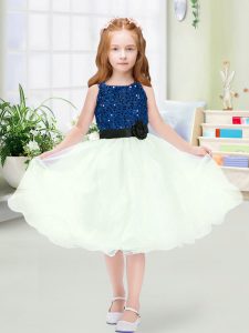 Fantastic A-line Little Girls Pageant Gowns Blue And White Scoop Organza Sleeveless Knee Length Zipper