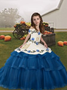 Unique Floor Length Blue Little Girls Pageant Gowns Tulle Sleeveless Embroidery and Ruffled Layers