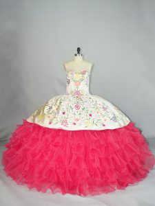 White And Red Organza Lace Up Sweetheart Sleeveless Floor Length Sweet 16 Dress Embroidery and Ruffles