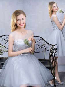 Grey A-line Scoop Sleeveless Tulle Knee Length Lace Up Lace and Appliques and Belt Quinceanera Court of Honor Dress