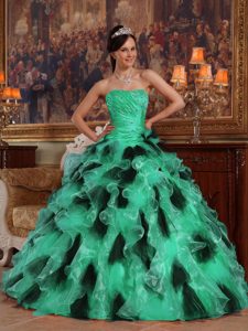 Ruched Beaded Sweetheart Green and Black Organza Quinceanera Drees with Ruffles