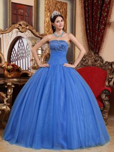 2014 Romantic Purple Blue Strapless Ball Gown Tulle Quinceanera Dress with Appliques