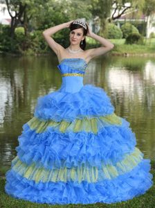Strapless Aqua Blue Organza Quinceanera Dresses with Ruffles and Beading a la Mode