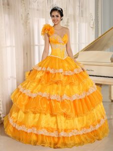 Bright Yellow One-shoulder Layered Quinceanera Dresses with Appliques and Flowers