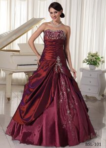 Appliqued Sweetheart Taffeta and Organza Quinceanera Gowns in Wine Red