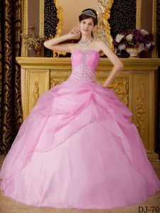 Wonderful Strapless Beaded Organza Quinceanera Gown Dresses in Pink