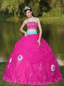 Strapless Hot Pink Tulle Quinceanera Dress with Hand Flower and Beading