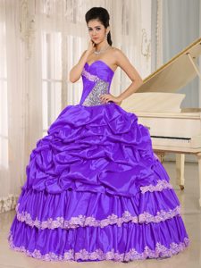 New Purple Beaded Taffeta Quinceanera Dress with Appliques and Pick-ups
