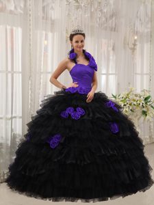 Purple and Black Halter Top Wonderful Quinceanera Gowns with Flowers