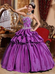 2014 Beautiful Lace-up Taffeta Quinceaneras Dresses in Eggplant Purple