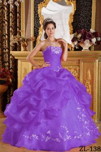Vintage Organza Quinceanera Gown Dress with Embroidery in Purple