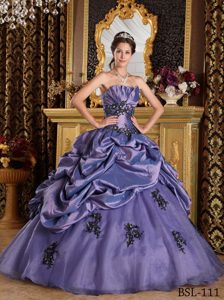 Purple Strapless Organza Appliqued 2012 Quinceanera Dress with Pick-ups
