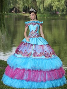 Exclusive Off the Shoulder Appliques Layers Quinceanera Dress for 2014 in Fall