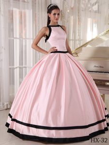 Lovely Bateau Ball Gown Quinceanera Dresses in Satin in Pink and Black