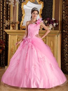 One Shoulder Floor-length Quinceanera Dresses with Handmade Flowers in Pink